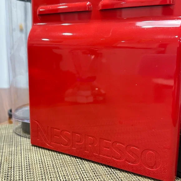 Nespresso Inissia - Picture 4 of 4